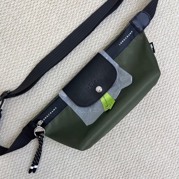 Longchamp Green and Black Belt Bag Modern Design